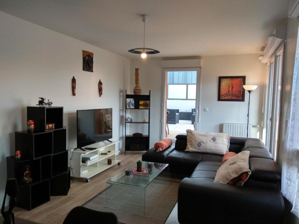 Saint Denis Appartement 2 Chambres Avec Parking エクステリア 写真